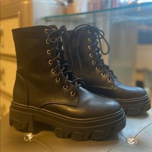 Black Combat Boots (BRAND NEW)
